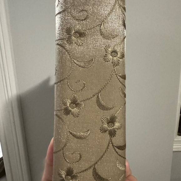 2-Way Bag/Purse Embroidered - Picture 9 of 12